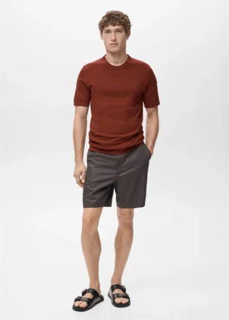 Fein gestricktes T-Shirt aus Baumwolle