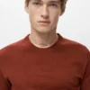 Fein gestricktes T-Shirt aus Baumwolle Fein gestricktes T-Shirt aus Baumwolle
