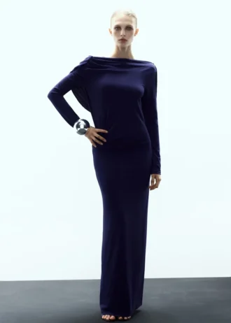 Feinstrickkleid mit offenem Rücken