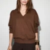 Feinstrickpullover mit V-Ausschnitt Feinstrickpullover mit V-Ausschnitt