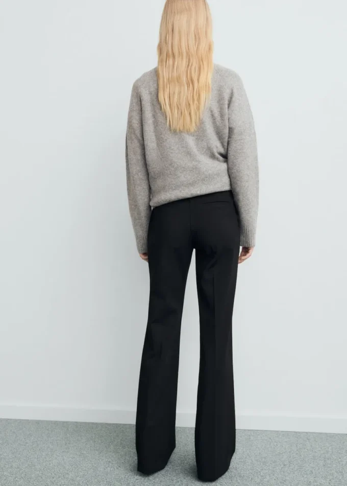 Flare-Hose mit mittlerer Leibhöhe