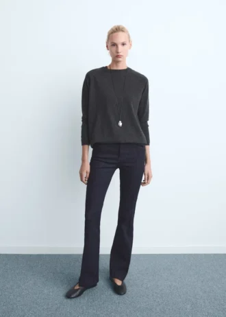 Flare-Jeans mit mittlerer Leibhöhe und Waschung