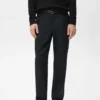 Fließende Hose mit gerader Passform Fließende Hose mit gerader Passform