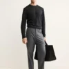 Fließende Hose mit gerader Passform Fließende Hose mit gerader Passform