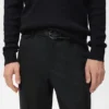 Fließende Hose mit gerader Passform Fließende Hose mit gerader Passform