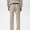 Fließende Hose mit normaler Passform Fließende Hose mit normaler Passform