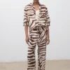 Fließende Hose mit Zebradruck Fließende Hose mit Zebradruck