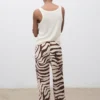 Fließende Hose mit Zebradruck Fließende Hose mit Zebradruck