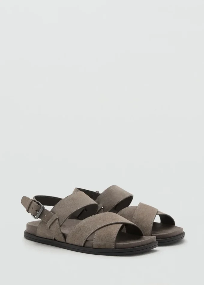 Gekreuzte Ledersandalen mit Schnalle