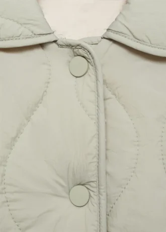 Gepolsterter Anorak mit Lammfellfutter