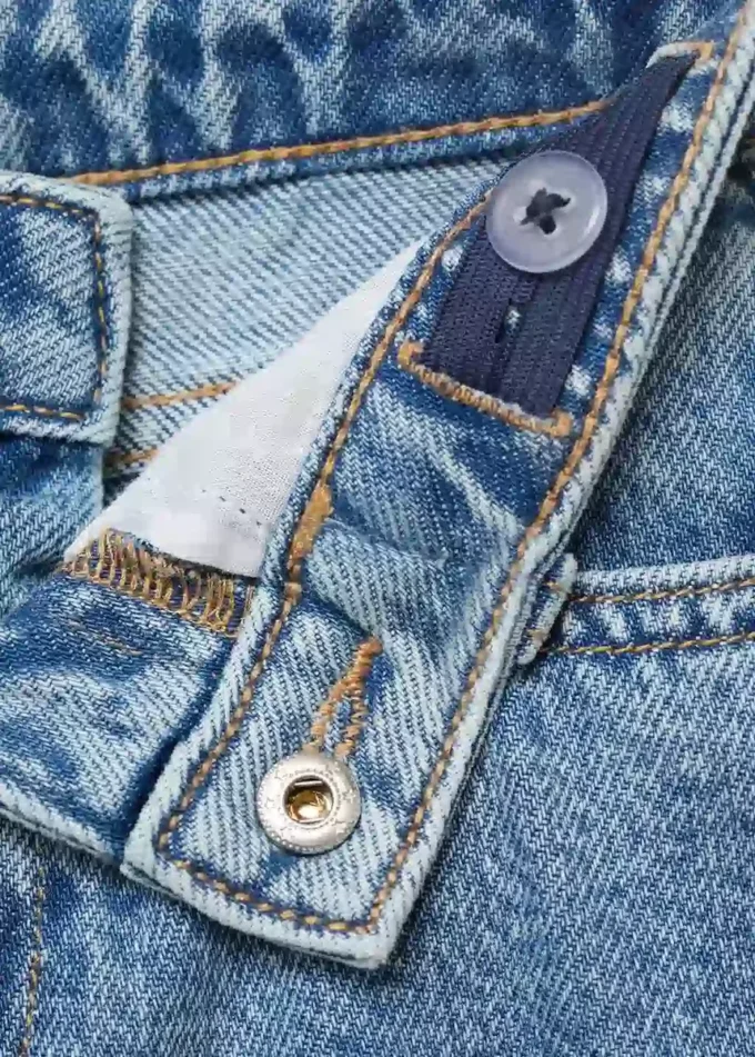 Gerade geschnittene Baumwolljeans