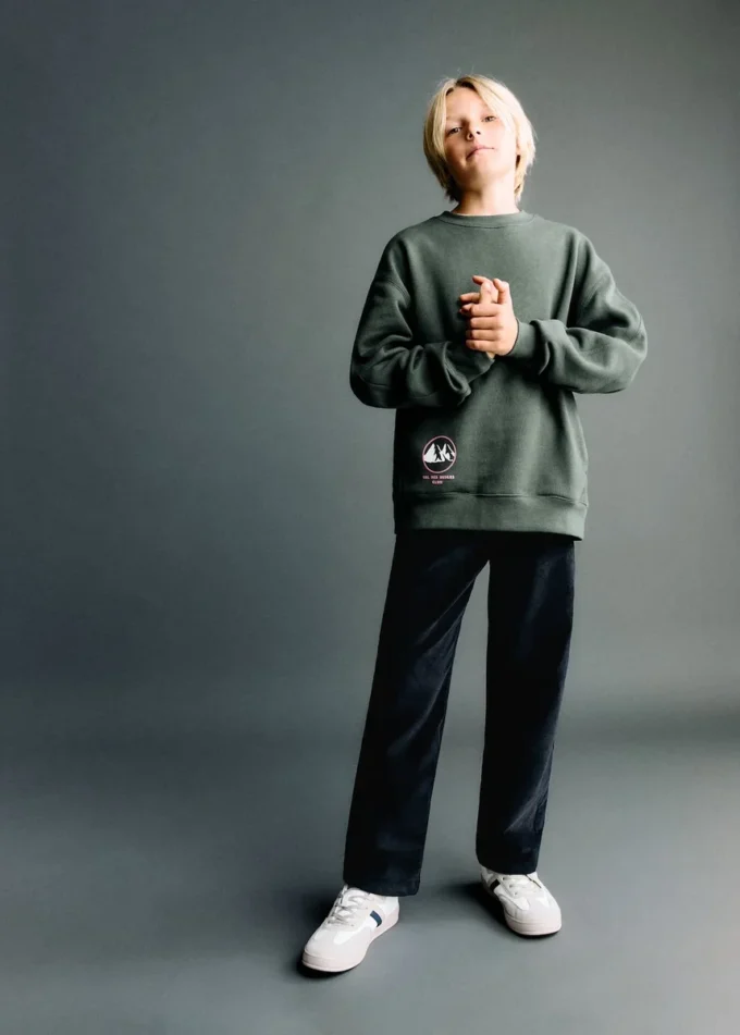 Gerade geschnittene Cordhose Gerade geschnittene Cordhose