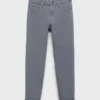 Gerade geschnittene Hose Gerade geschnittene Hose