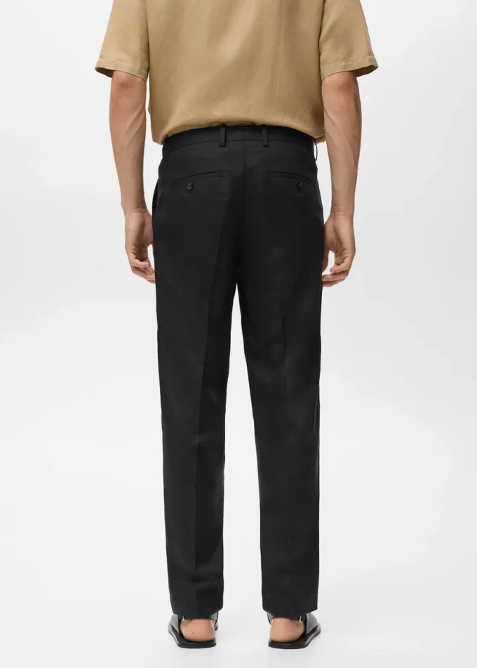 Gerade geschnittene Hose aus einer Mischung aus Leinen und Lyocell