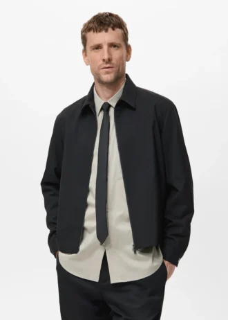 Gerade geschnittene Jacke mit Taschen