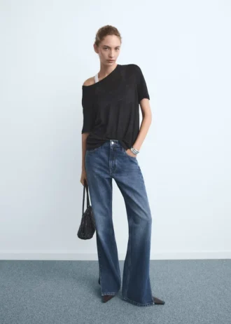 Gerade geschnittene Jeans mit Öffnungen