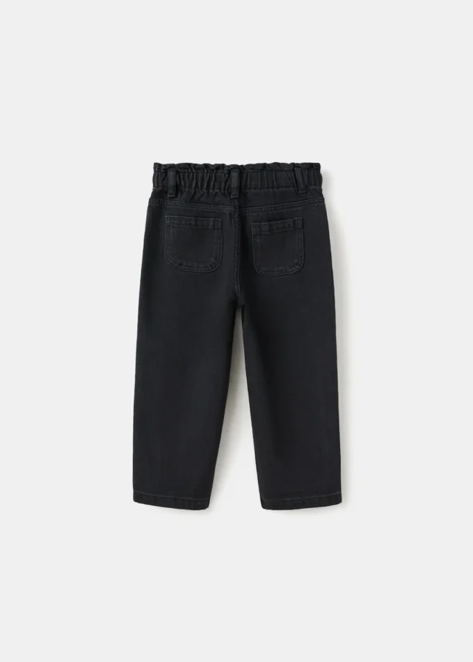 Gerade geschnittene Jeans mit Strassverzierung Gerade geschnittene Jeans mit Strassverzierung