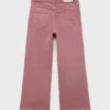 Gerade geschnittene Jeans mit Taschen Gerade geschnittene Jeans mit Taschen
