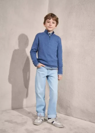Gerade geschnittene Jeans mit Umschlag