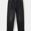 Gerade geschnittene Jeans mit Umschlag Gerade geschnittene Jeans mit Umschlag