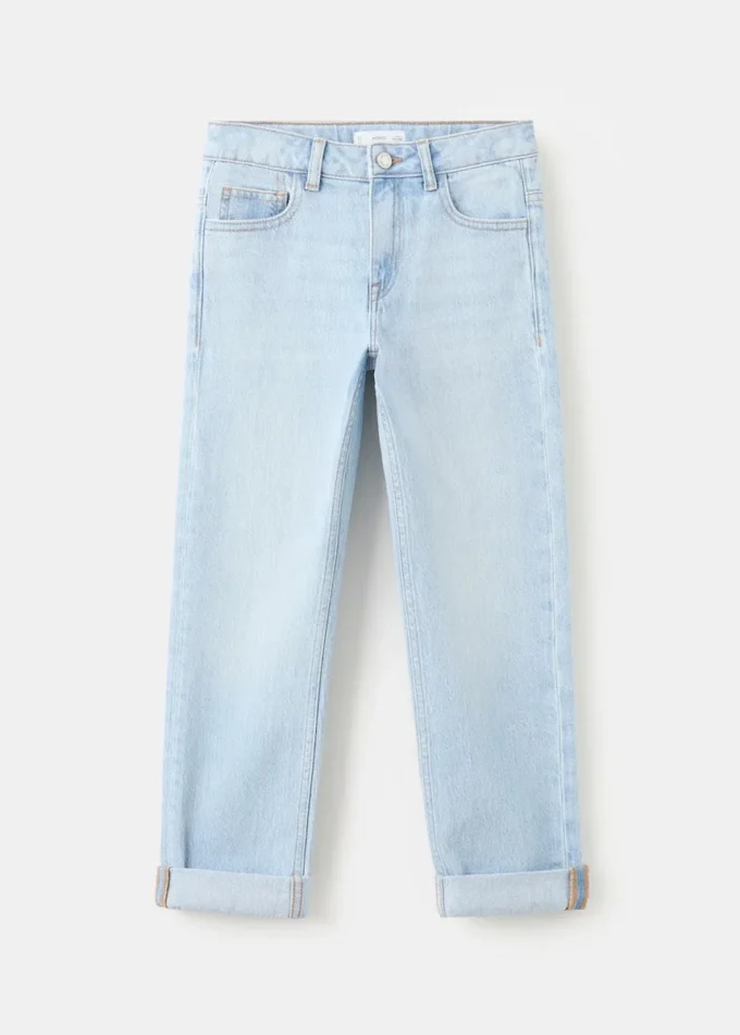 Gerade geschnittene Jeans mit Umschlag Gerade geschnittene Jeans mit Umschlag