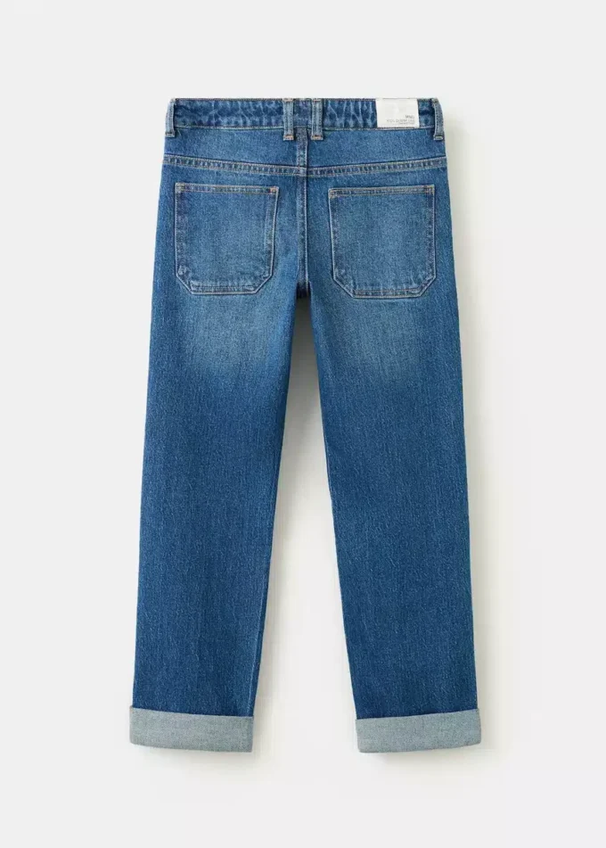 Gerade geschnittene Jeans mit Umschlag Gerade geschnittene Jeans mit Umschlag