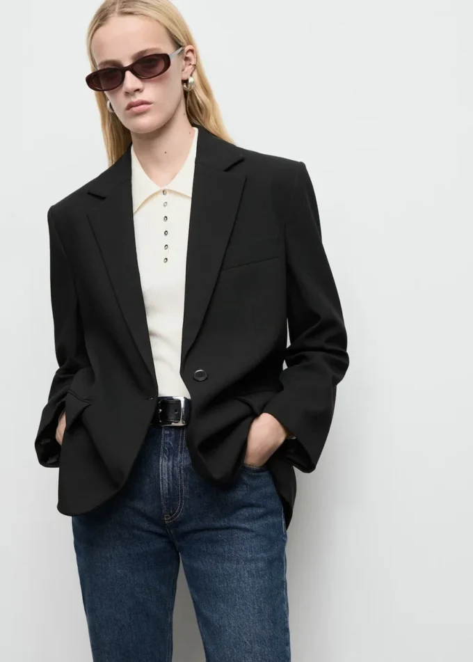 Gerader Blazer mit Pattentaschen Gerader Blazer mit Pattentaschen