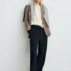 Gerader Blazer mit Pattentaschen Gerader Blazer mit Pattentaschen