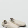 Geraffte Lederschuhe