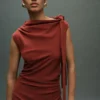 Gerafftes Kleid mit Knotendetail Gerafftes Kleid mit Knotendetail