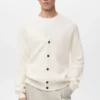 Gerippte Strickjacke mit Knöpfen Gerippte Strickjacke mit Knöpfen