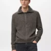 Gerippte Strickjacke mit Reißverschluss