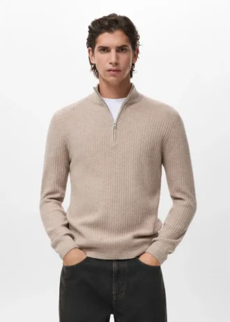 Gerippter Pullover mit Reißverschluss am Hals