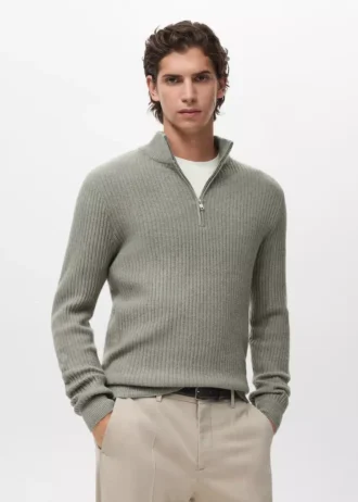 Gerippter Pullover mit Reißverschluss am Hals