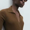Gerippter Pullover mit Rollkragen