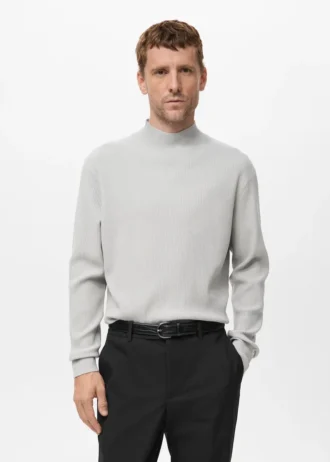 Gerippter Rollkragenpullover