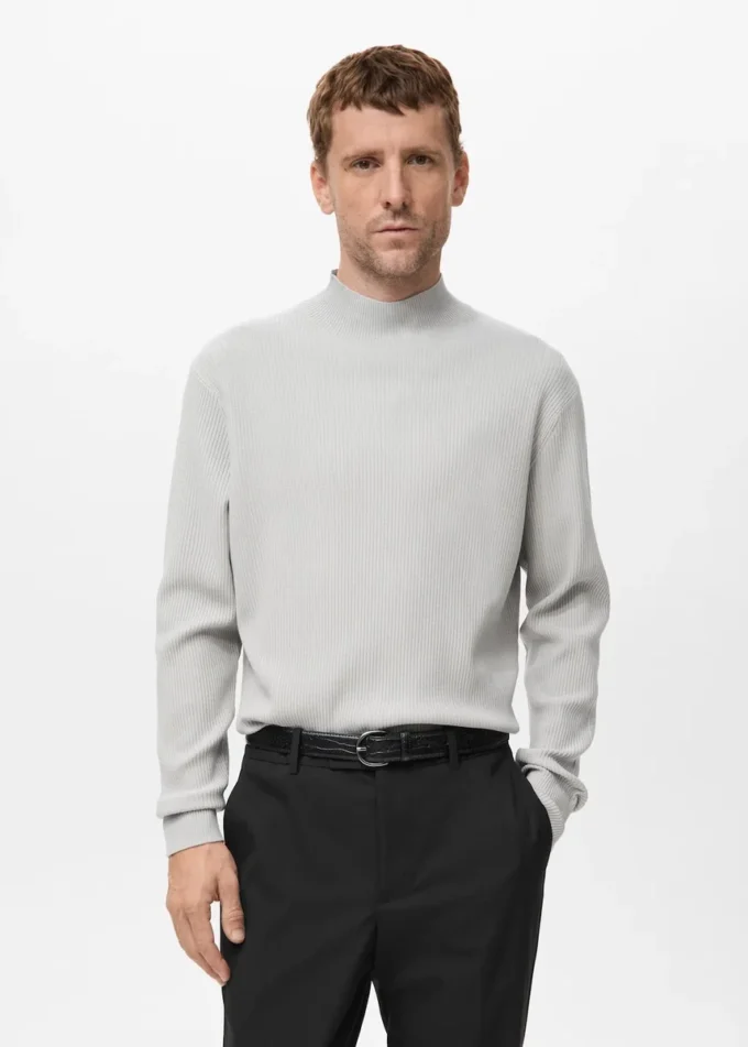 Gerippter Rollkragenpullover