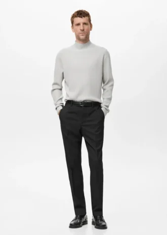 Gerippter Rollkragenpullover