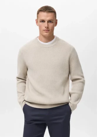 Gerippter Strickpullover