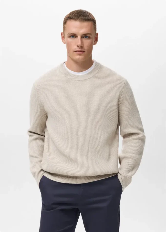 Gerippter Strickpullover