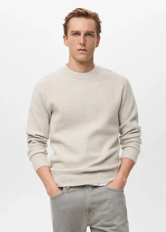 Gerippter Strickpullover