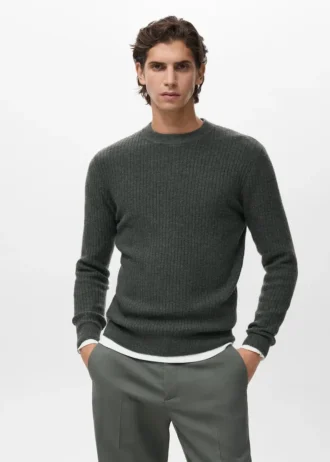 Gerippter Strickpullover