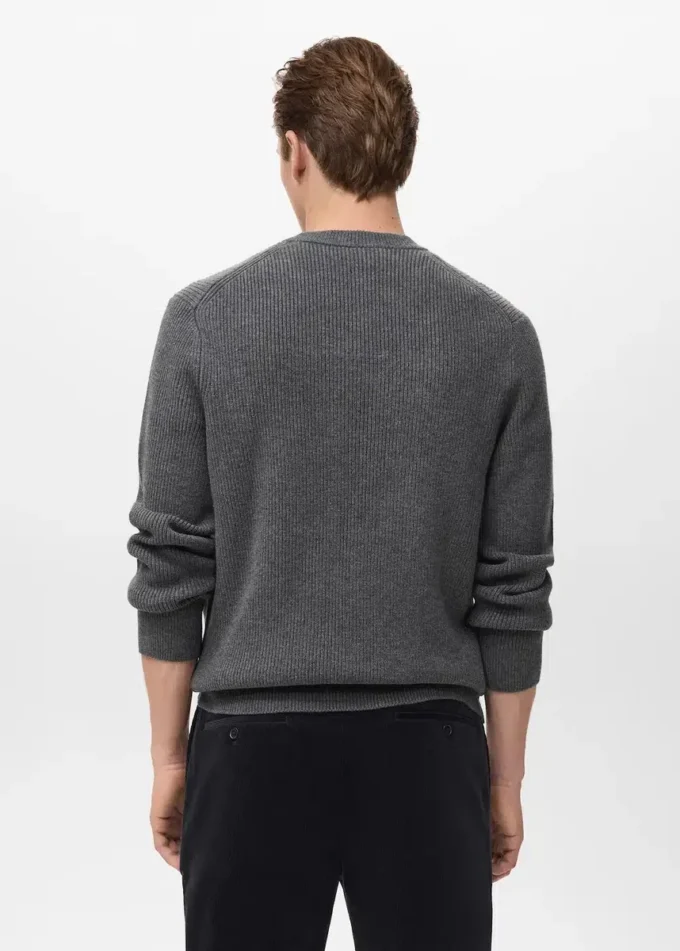 Gerippter Strickpullover