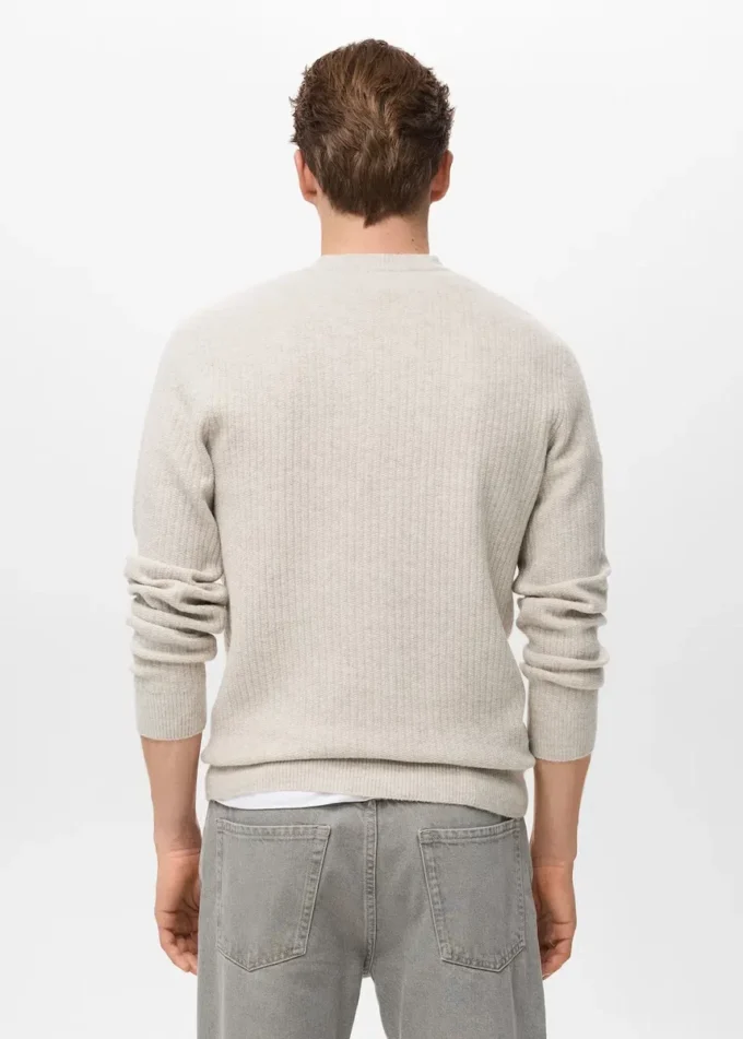 Gerippter Strickpullover
