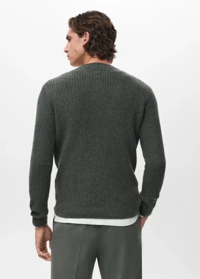 Gerippter Strickpullover