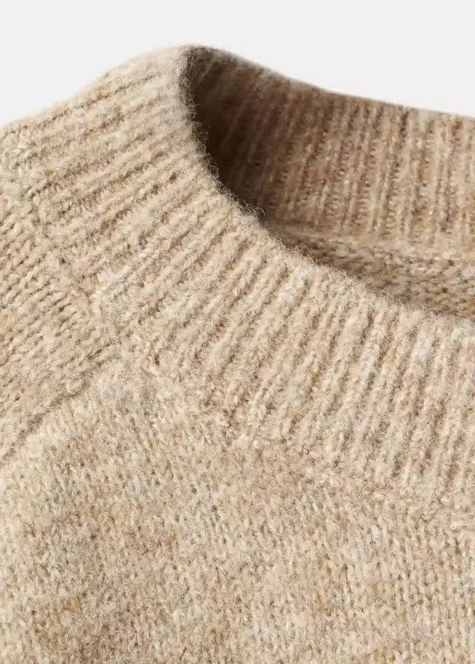 Gerippter Strickpullover Gerippter Strickpullover