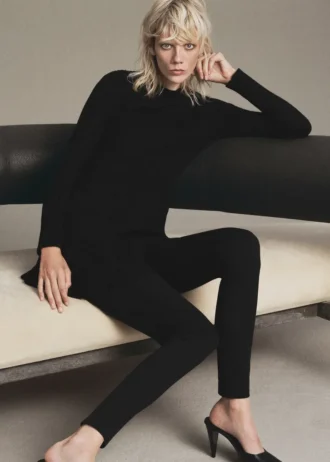 Geripptes A-Linien-Kleid aus Strick
