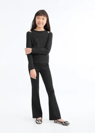 Geripptes T-Shirt mit Cut-outs