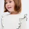 Geripptes T-Shirt mit Rüschen Geripptes T-Shirt mit Rüschen