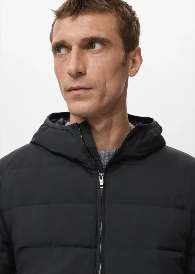 Gesteppte Jacke mit Daunen- und Federfüllung Gesteppte Jacke mit Daunen- und Federfüllung